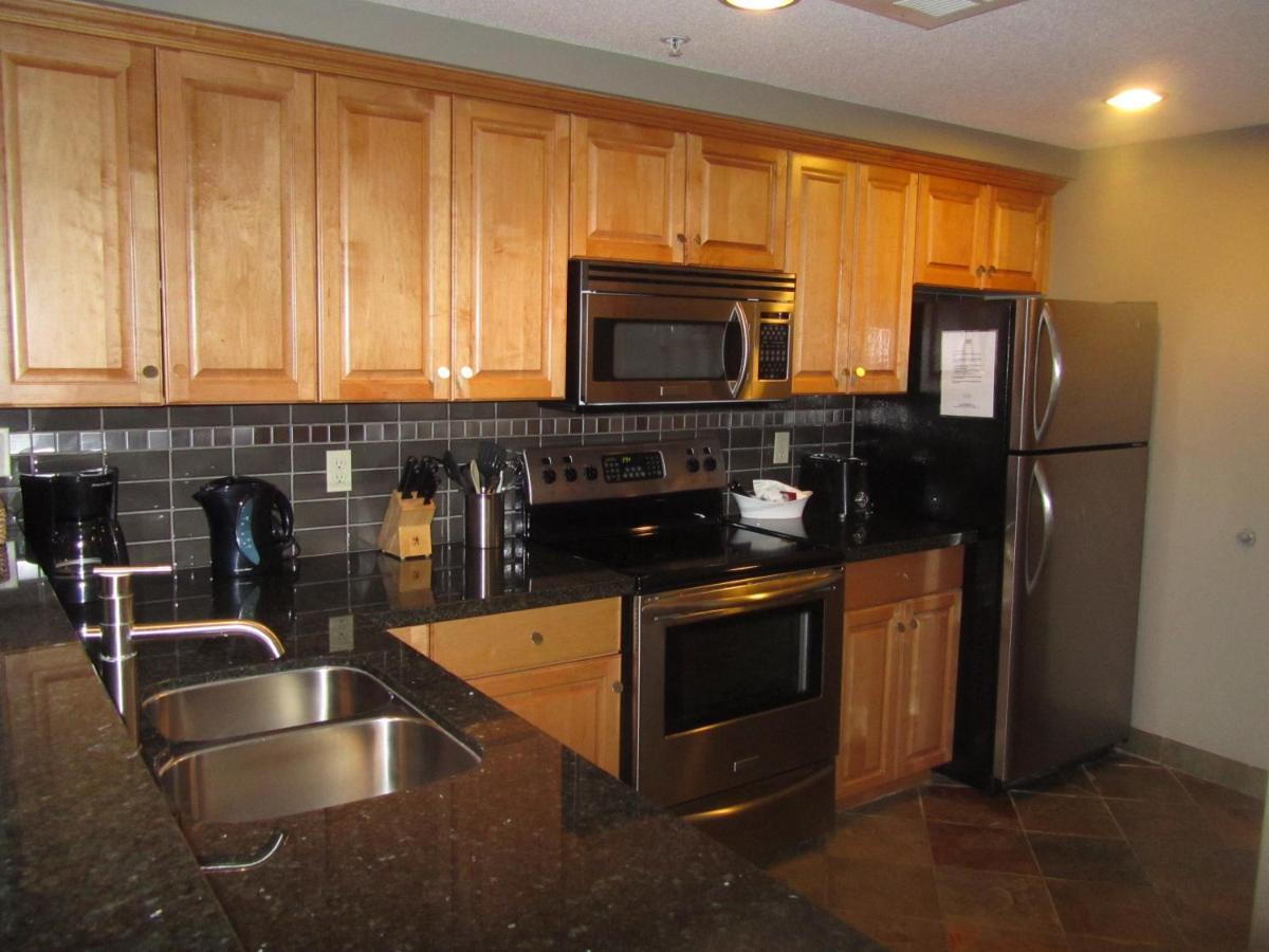 Platinum Suites Resort - Vacation Rentals Canmore Quarto foto